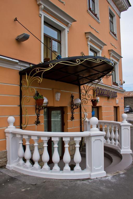 Hotel Menshikov Saint Petersburg Exterior photo